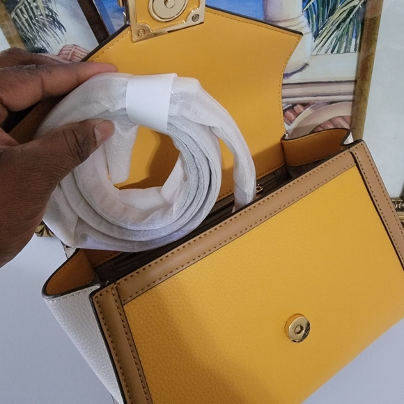 NWT Micheal Kors Whitney medium flap satchel - Picture 11 of 11